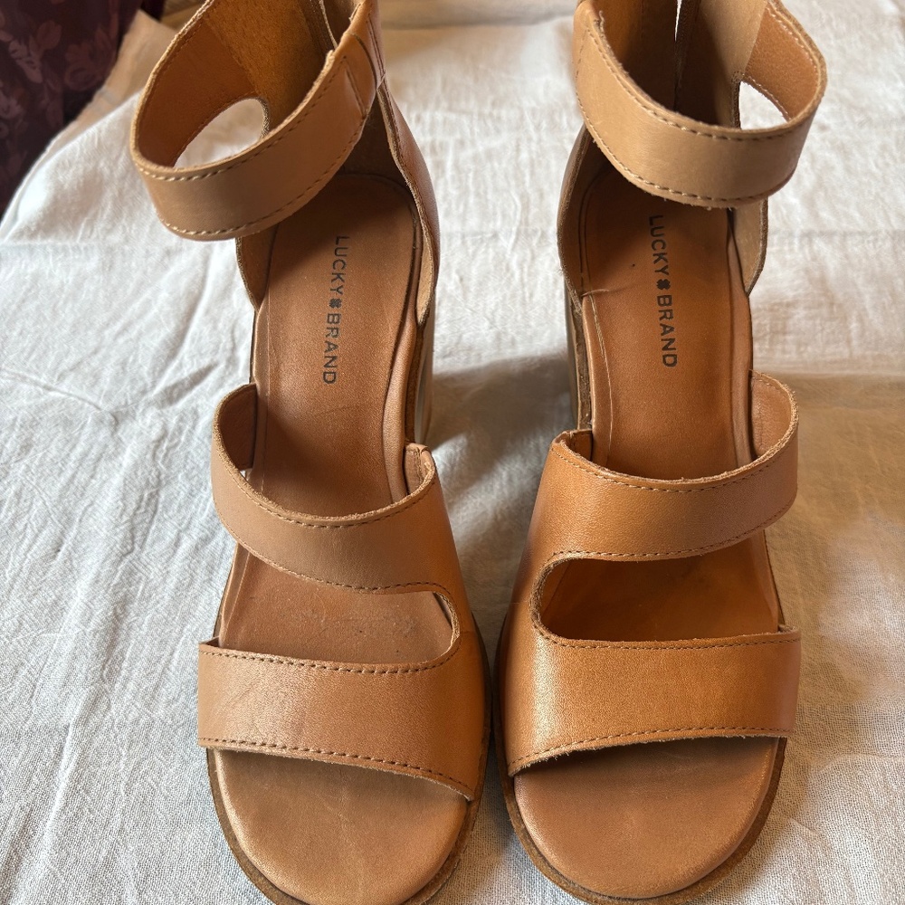 Lucky Brand Leather Sandals 8.5
